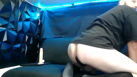 jax online show from October 2025 11:40:02 AM