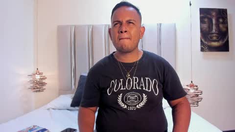 Jay Dusk online show from April 2026 03:18:01 AM