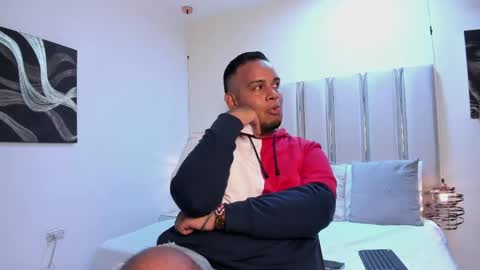 Jay Dusk online show from April 2026 03:39:01 AM