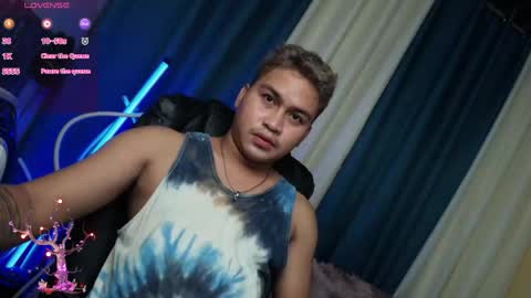 Snapshot of jay_hotcummer chatting on May 2026 08:20:01 AM JL online show from May 2026 08:20:01 AM