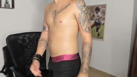 Jay Alvarrez online show from January 2025 10:19:01 PM