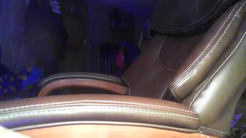 jayholew online show from April 2026 08:09:02 AM