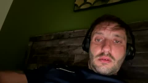 jaysmallzee123 online show from April 2026 05:43:02 AM