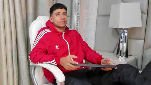 jaze_bradley online show from March 2025 11:17:01 AM