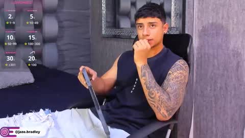 jaze_bradley online show from October 2025 11:19:01 AM