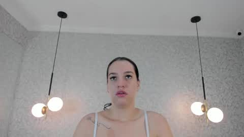 JAZLIN ANGELS online show from May 2026 10:01:01 AM