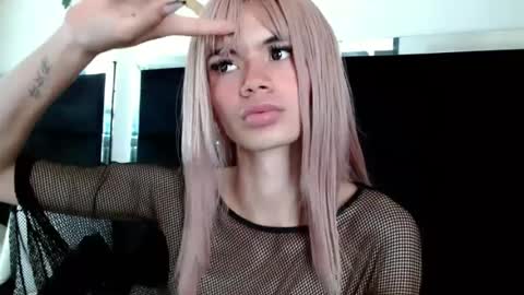 Jazmiinrosee online show from August 2026 03:36:01 PM