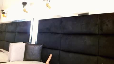 Jazmiinrosee online show from August 2026 01:02:02 PM