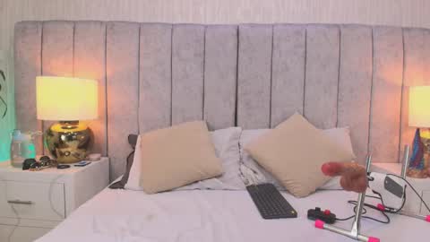 Jazmin online show from February 2026 08:58:01 PM