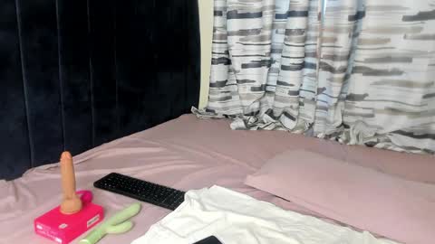 jazmin_jade online show from April 2026 09:07:01 AM