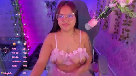 Jazmine online show from January 2025 12:47:02 PM