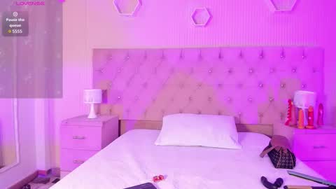 Jazminrusso  online show from February 2026 04:19:02 AM