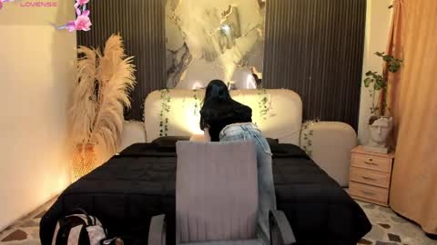 Snapshot of jazminrusso_ chatting on June 2026 06:47:02 AM Jazminrusso online show from June 2026 06:47:02 AM
