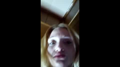 J Nicole online show from October 2025 06:36:01 PM
