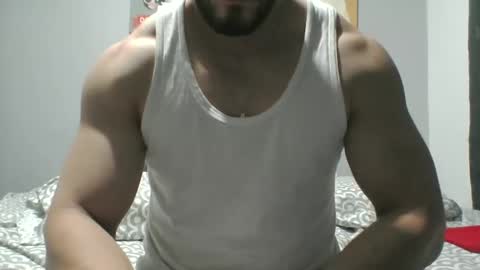 J Brand online show from November 2025 05:40:02 AM