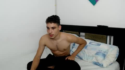 Lin online show from October 2025 12:11:02 AM