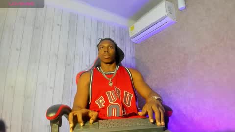 Snapshot of jd_thebaby chatting on December 2025 08:05:01 PM jd thebaby online show from December 2025 08:05:01 PM