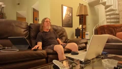 Snapshot of jdineuless chatting on February 2025 08:09:02 PM JDinEuless online show from February 2025 08:09:02 PM