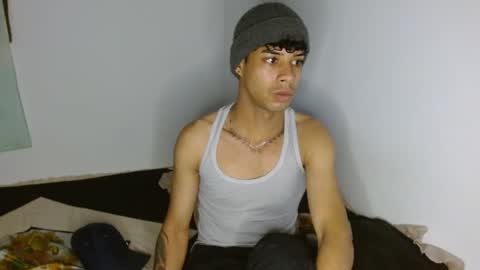 Snapshot of jeampier_sexy chatting on December 2024 11:36:01 PM jeampier_sexy online show from December 2024 11:36:01 PM