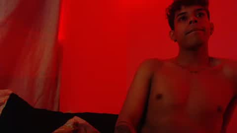 Snapshot of jeampier_sexy chatting on March 2025 01:45:02 AM jeampier_sexy online show from March 2025 01:45:02 AM