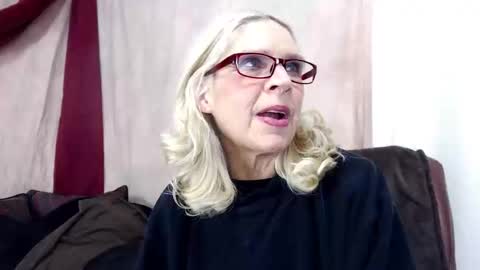 Jean Saint Sin online show from December 2025 07:04:01 AM