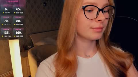 Jenny online show from November 2025 07:10:02 AM