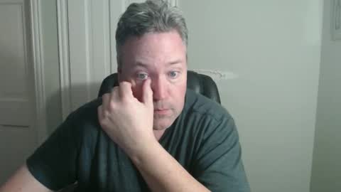 Snapshot of jeb5150 chatting on October 2025 03:06:02 AM JE online show from October 2025 03:06:02 AM