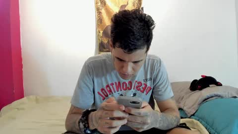 Snapshot of jebbins chatting on April 2026 03:31:02 PM jebbins online show from April 2026 03:31:02 PM