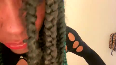 Snapshot of jeddahdolly chatting on January 2025 03:52:02 PM jeddahdolly online show from January 2025 03:52:02 PM