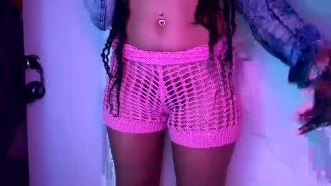 Snapshot of jeddahdolly chatting on January 2025 07:10:02 PM jeddahdolly online show from January 2025 07:10:02 PM