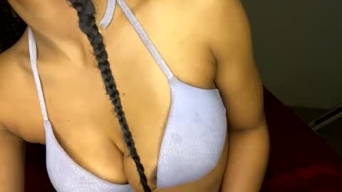 Snapshot of jeddahdolly chatting on January 2025 10:56:01 PM jeddahdolly online show from January 2025 10:56:01 PM