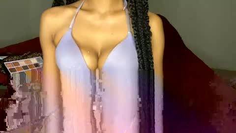 Snapshot of jeddahdolly chatting on January 2025 02:03:01 AM jeddahdolly online show from January 2025 02:03:01 AM