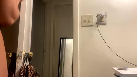 Snapshot of jeddahdolly chatting on February 2025 03:54:01 AM jeddahdolly online show from February 2025 03:54:01 AM