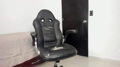 Jeanpii01 online show from February 2026 02:18:01 AM