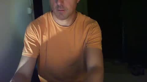 Snapshot of jef74700 chatting on May 2026 04:09:02 AM Jrme online show from May 2026 04:09:02 AM