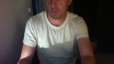 Snapshot of jef74700 chatting on May 2026 04:39:01 AM Jrme online show from May 2026 04:39:01 AM