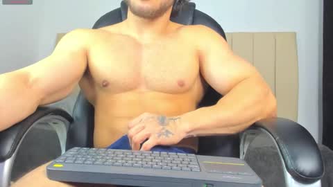 jeicob gagnon online show from April 2026 08:24:01 AM