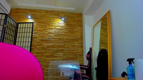 Jelly online show from January 2026 07:27:01 PM