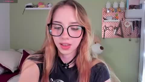Snapshot of jelly_w5 chatting on June 2026 01:41:02 AM Jelly online show from June 2026 01:41:02 AM