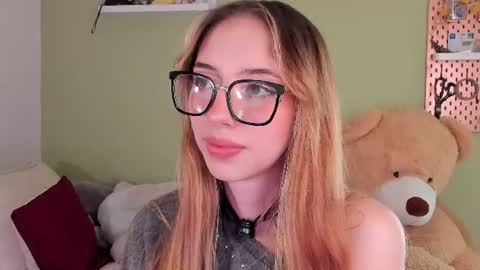 Snapshot of jelly_w5 chatting on June 2026 02:46:02 AM Jelly online show from June 2026 02:46:02 AM