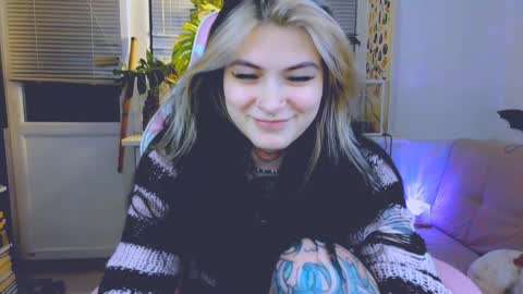 Jelya online show from December 2024 05:21:01 PM