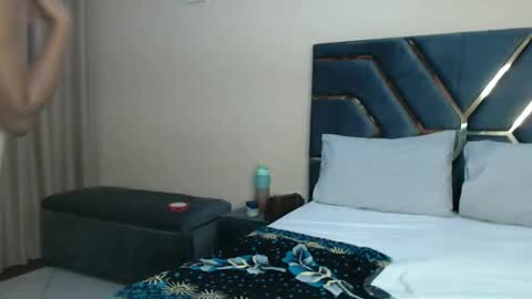 Jemmi online show from March 2025 08:56:01 PM