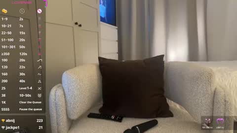 Jem online show from December 2025 01:06:01 PM