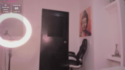 JEENA  online show from October 2025 11:47:01 AM