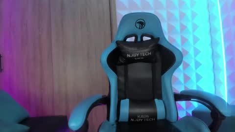 jendralevis online show from February 2025 02:31:01 AM