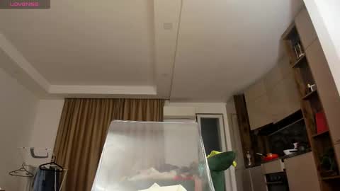 Jeniffer 100 online show from March 2026 06:46:01 PM