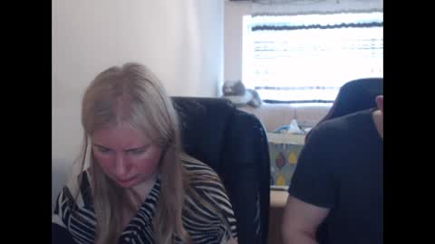Snapshot of jenisandpeter chatting on May 2026 03:07:02 PM JenisAndPeter online show from May 2026 03:07:02 PM
