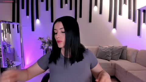 Jenna Olson  online show from February 2025 06:54:02 PM