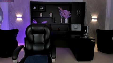 Snapshot of jennaolson chatting on May 2026 08:21:02 AM Jenna Olson online show from May 2026 08:21:02 AM