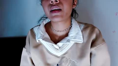 jenner_lena online show from February 2026 05:25:02 AM